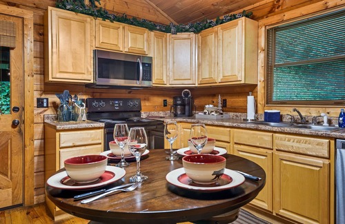 Townsend Cabin | Cozy Retreat with Hot Tub, Firepit & Pool Access