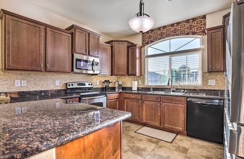 Entrada Del Oro House | Premier Gold Canyon Retreat with Private Pool & Fire Pit