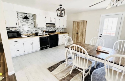Bodines House | Unforgettable Outdoorsman’s Paradise with Family-Friendly Amenities