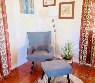 Cabeco de Vide House | Pet-Friendly Outeiro do Álamo Casa Paradise with Pool
