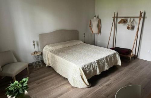 Bentivoglio Bed & Breakfast | Discover Outlander Cottage - Family B&B with Breakfast & Kitchen