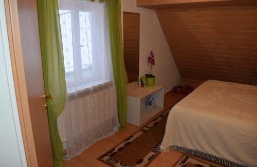 Metzingen Apartment | Family-Friendly Outlet Fewo Metzingen with Pet Amenities