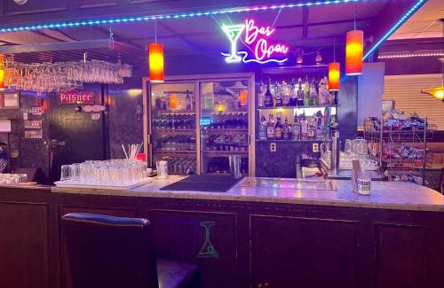 Outlook Hotel | Outlook Motor Hotel