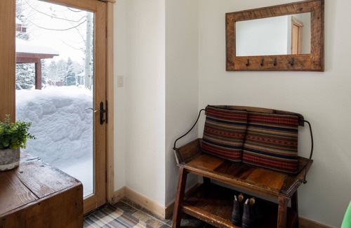 Teton Village House | Relaxing Outpost: Moose Creek 16 with Private Hot Tub