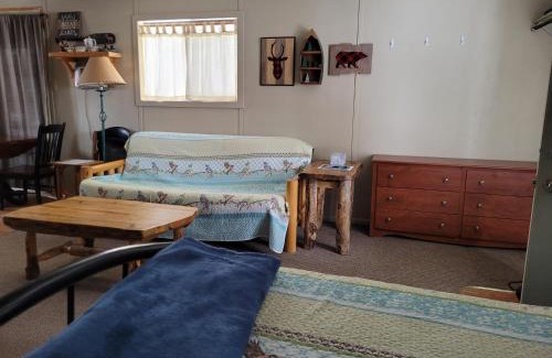 Lewis Hotel | Pet-Friendly Retreat at Outpost Motel on the River