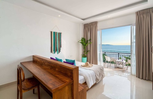 Weligama Hotel | Beachfront Bliss at Outpost Weligama with Pool & Spa