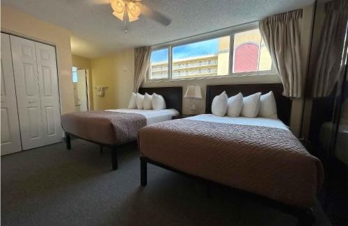 Ormond Beach Resort | Relax at Outrigger Beach Club Resort with Oceanfront Views