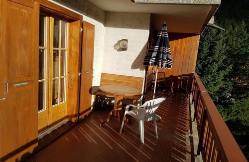 Saint-Luc Apartment | Inviting 3-Room Flat with Balcony and Child-Friendly Amenities
