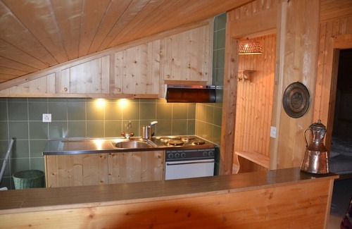 Saint-Luc Apartment | Cozy Attic Flat in Charming Chalet for 2-4 Guests