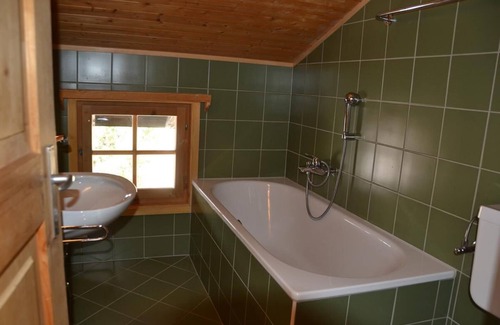 Saint-Luc Apartment | Cozy Attic Flat in Charming Chalet for 2-4 Guests