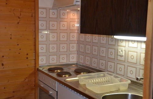 St. Luc Apartment | Perfect Getaway: 4-Person Flat with Balcony & Dining Area