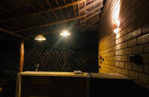 Kamburugamuwa Villa | Discover Outskirts Of Heaven: Pet-Friendly Retreat Awaits