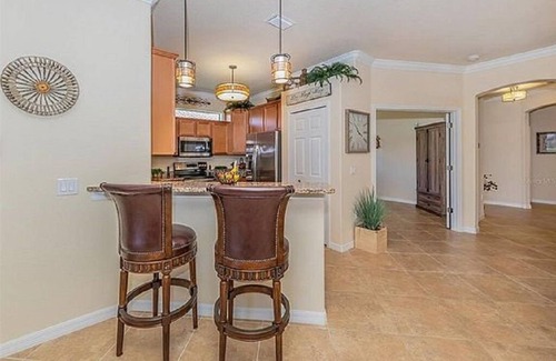 Gran Paradiso House | Relaxing Lake View Retreat with Private Pool & 2 Bedrooms