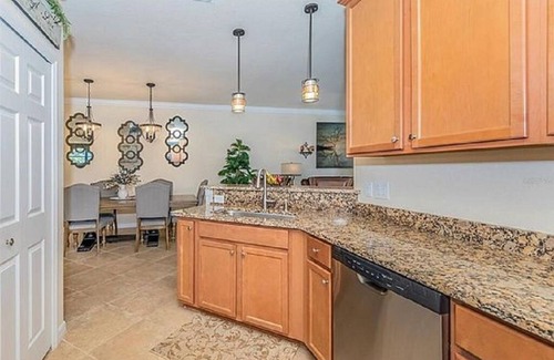 Gran Paradiso House | Relaxing Lake View Retreat with Private Pool & 2 Bedrooms