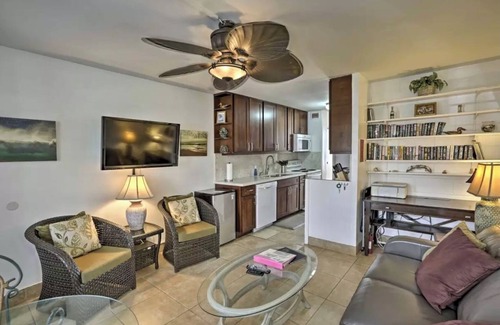 Makaha Condo | Beachfront Condo with Pool & Spa - Rated 9.2/10 by Guests