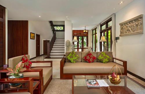 Ngu Hanh Son Villa | Elegant Villa at Premier Beach Resort with Ocean Views