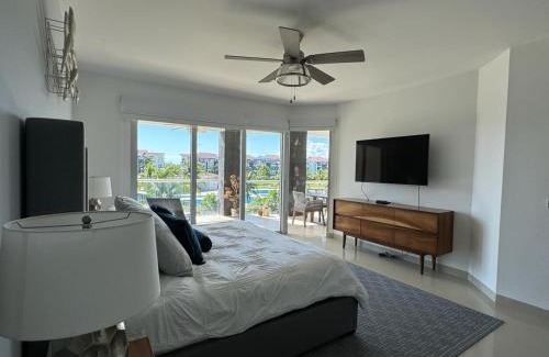 Jimenez Apartment | OV Casa Regia 324 N: Family-Friendly Retreat with Pool