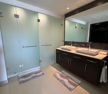 Jimenez Apartment | OV Casa Regia 324 N: Family-Friendly Retreat with Pool