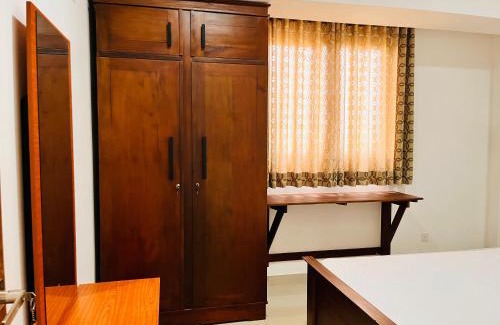 Borella Apartment | Oval View Residencies: Family-Friendly Retreat with Pool