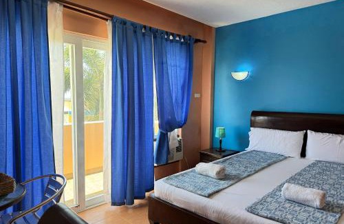 Santa Catalina Hotel | Relaxing Getaway at Ovemar Resort Hotel with Pool & Breakfast