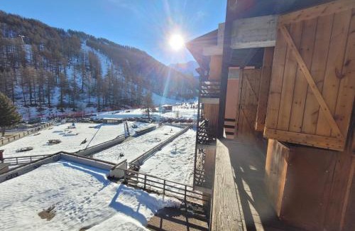 Borgata Sestriere Apartment | Idyllic Over The Snow Apartment - Family-Friendly Retreat