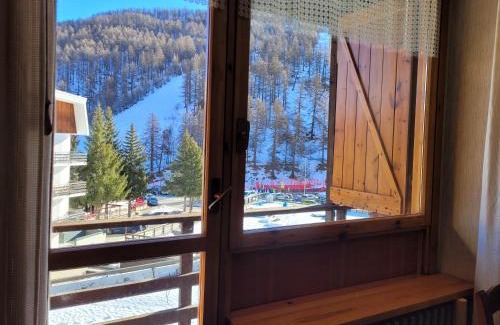 Borgata Sestriere Apartment | Idyllic Over The Snow Apartment - Family-Friendly Retreat