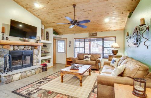 Heber House | Cozy Overgaard Cabin with Private Deck and Fire Pit