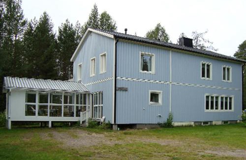 Overkalix House | Cozy Overkalix Holiday Home with Sauna & Ocean View