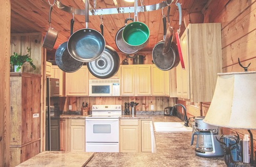 Saint Mary's Cabin | Overlook Lodge - Hot Tub, Fireplace & Private Creek. Family-Friendly!