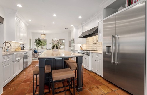 Austin House | Overlook Oasis: Breathtaking Views with Pool & Spa Access