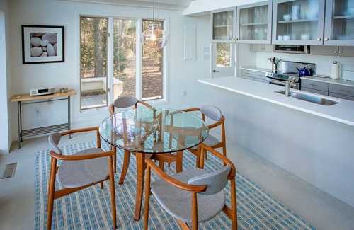 Sherwood House | Idyllic Overlook on Dun's Cove - Waterfront Retreat Near St. Michaels