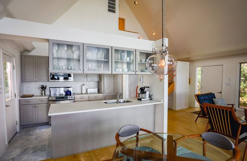 Sherwood House | Idyllic Overlook on Dun's Cove - Waterfront Retreat Near St. Michaels