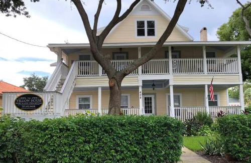 Downtown Dunedin Apartment | Inviting Two Bedroom Apartment with Oceanfront Views