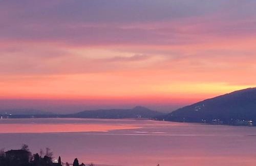 Cissano Apartment | Experience Lago Maggiore: A Scenic Escape Awaits You