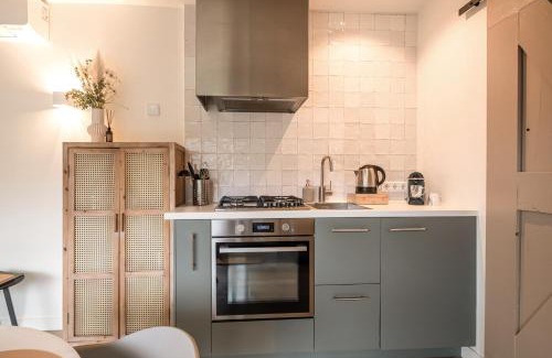 Broekheurne House | Experience Overnachting Vanjewelste with Complimentary Breakfast