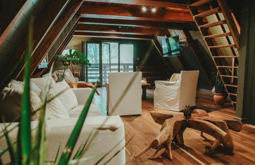 Puerto Iguazu Cabin | Splendid Overo Lodge & Selva: Oceanfront Retreat with Pool