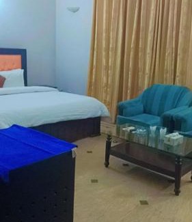 F-6 Sector House | Budget-Friendly Overseas B&B with Breakfast & Child Care