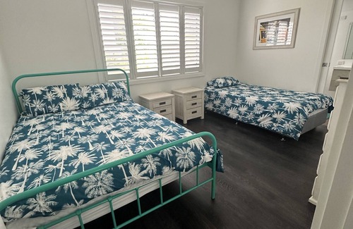 Crescent Head House | Stylish Executive Retreat with Ocean Views and Great Amenities