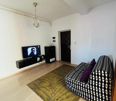 Cisnadie Apartment | Top-Rated Ovidius Apartment - Pet & Child Friendly Stay