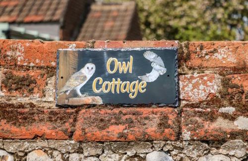 Southrepps House | Pet-Friendly Owl Cottage: Perfect for Families and Guests