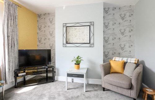 Southrepps House | Pet-Friendly Owl Cottage: Perfect for Families and Guests