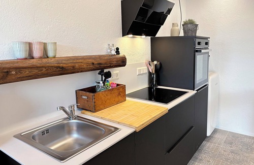 Uehlingen-Birkendorf Apartment | Owl hatch