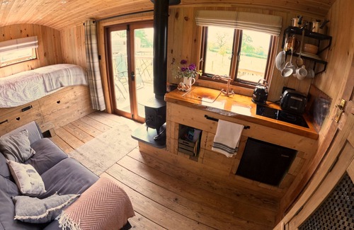 Cullompton Ski Chalet | Discover Owleycombe at River Meadow Retreat in Devon Valley