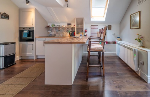Knockaderry Cross Roads Apartment | Private Apartment Surrounded by Lush Gardens in Wicklow