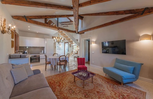 Cannaregio Apartment | Exclusive Terrace with Jacuzzi Overlooking Canal Cannaregio