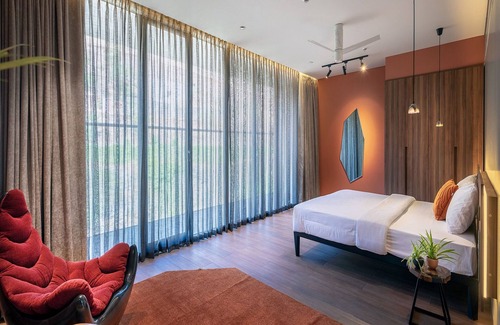 Pune Resort | Relax at Oxford Golf Resort: 4-Star Getaway with a Pool