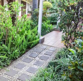 Vryheid Cabin | Oxford Lodge Vryheid: Highly Rated with Unique Amenities