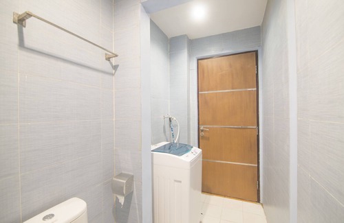 Pontianak Hotel | Budget-Friendly Stay at OYO 1097 Appartel Cempaka