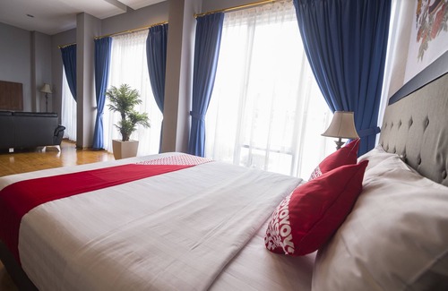 Pontianak Hotel | Budget-Friendly Stay at OYO 1097 Appartel Cempaka
