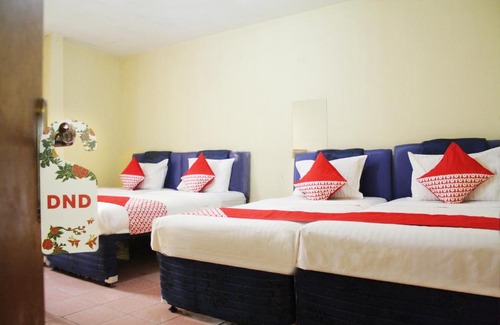 South Tangerang Hotel | Budget-Friendly Stay at OYO 145 Wisma Syariah Cmc